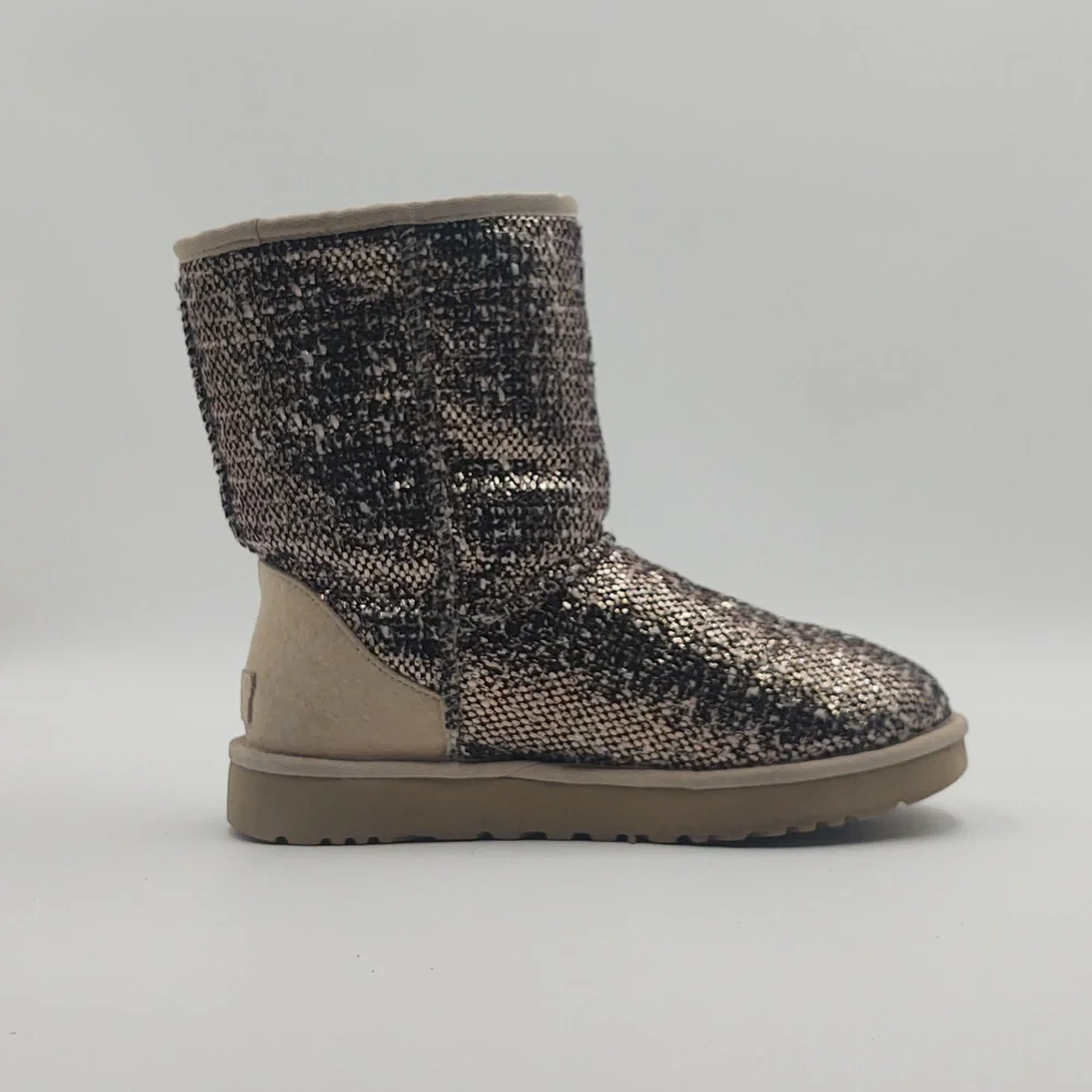 UGG Short Frill Bronze Boots Gorpcore Après Ski Cozy Winter 9